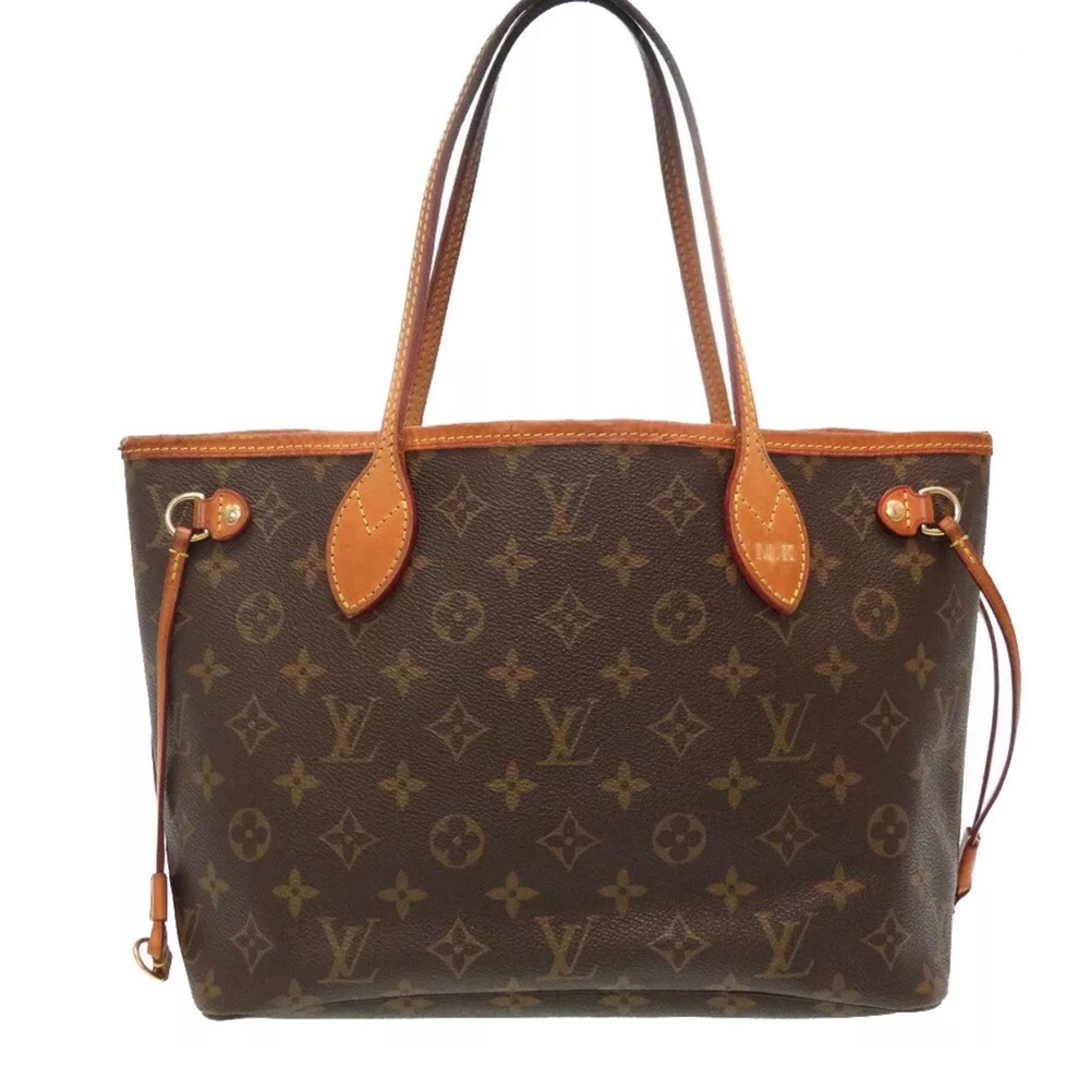 Louis Vuitton never full PM